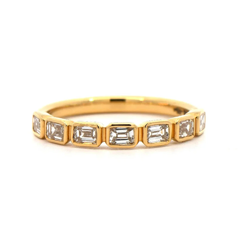 18K Yellow Gold Bezel Set Emerald Cut Diamond Band