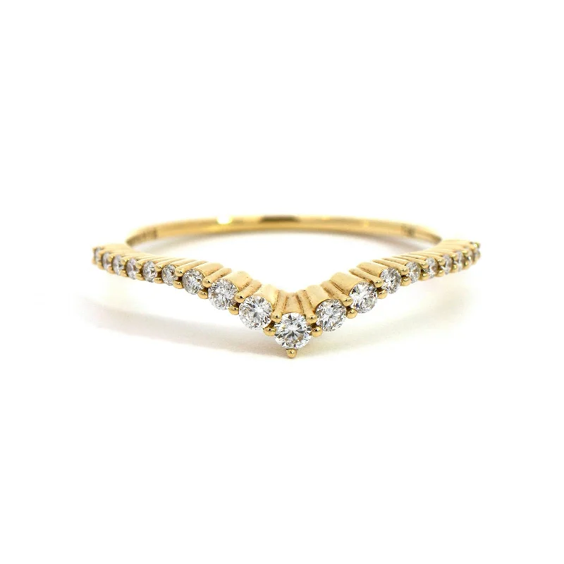 18K Yellow Gold V Shaped Diamond Band