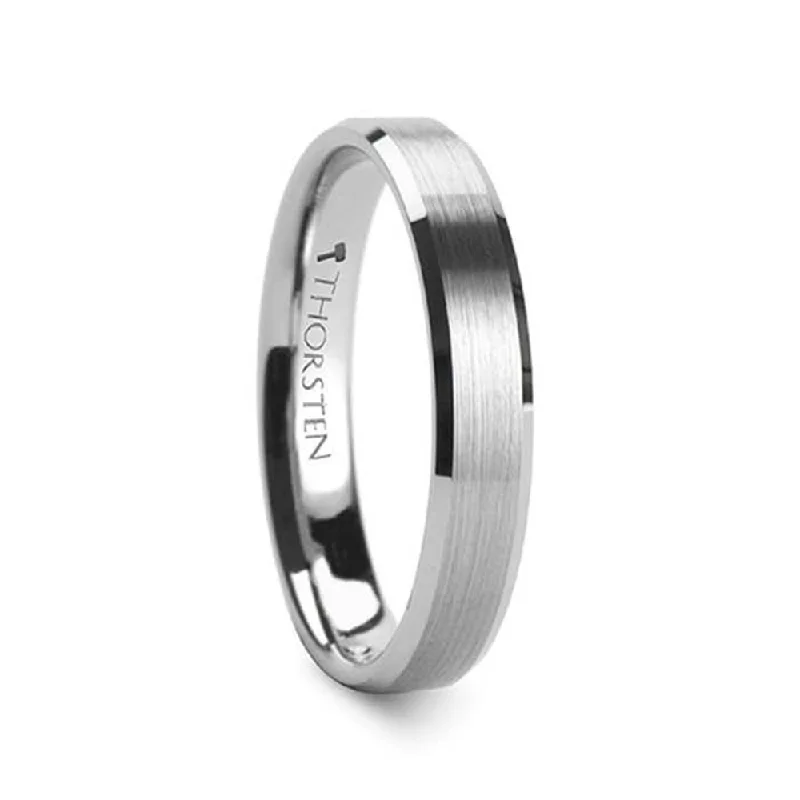 Sheffield Flat Beveled Edges Tungsten Ring 6mm
Size 9
* customer pur