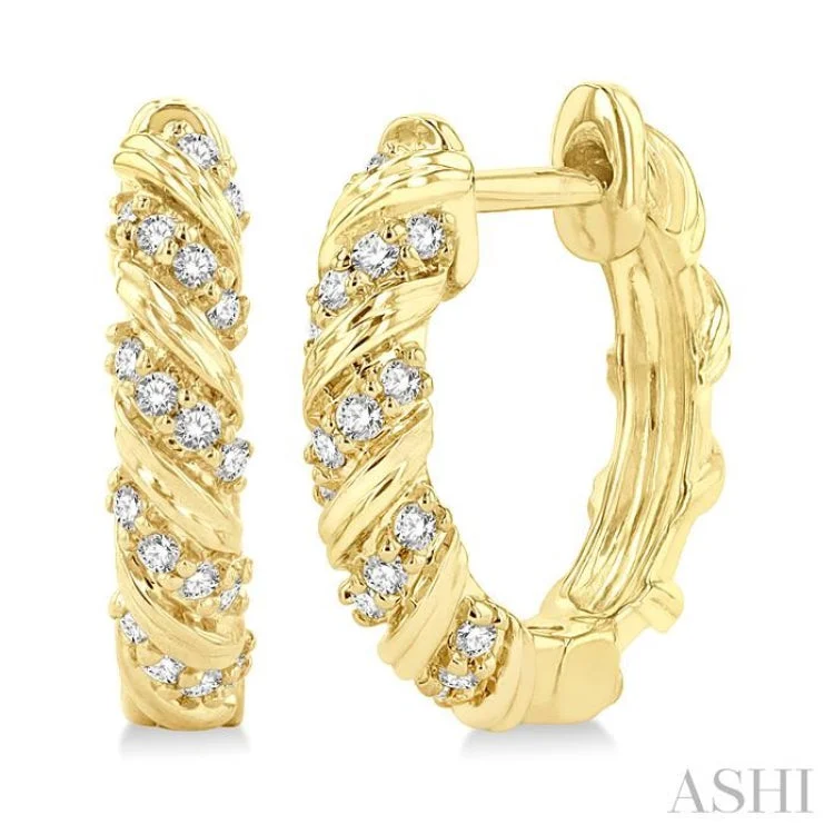 1/5 ctw Petite Swirl Round Cut Diamond Fashion Huggies in 10K Yellow Gold