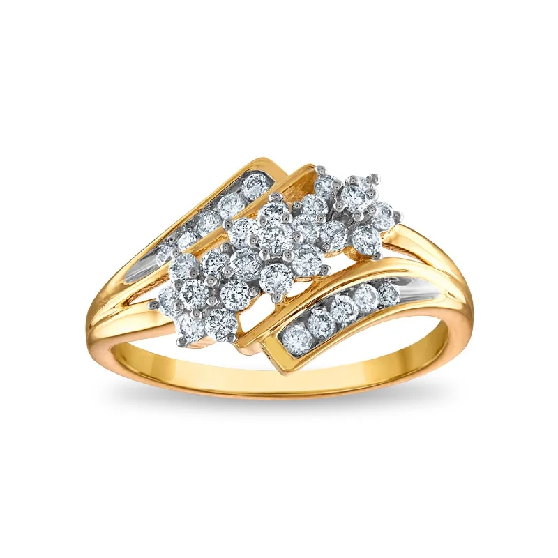 1/2 CTW Diamond Fancy Flower Three Stone Ring in 10KT Yellow Gold