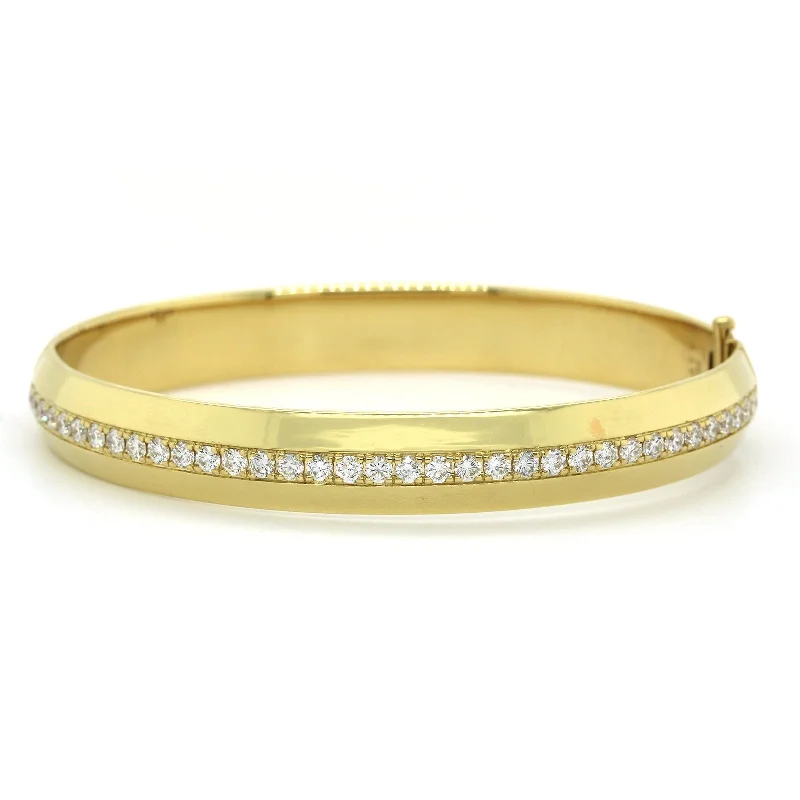 18K Yellow Gold Diamond Bangle Bracelet